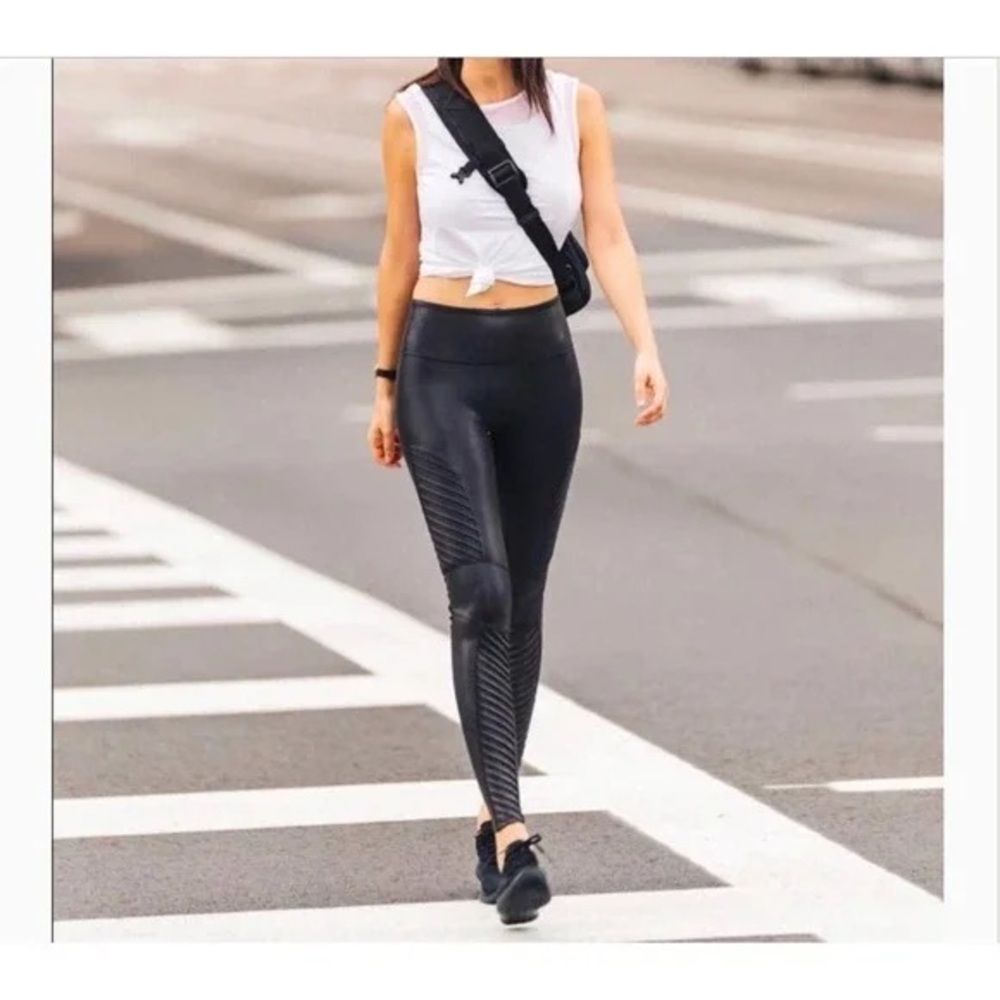 Spanx Faux Leather Moto Leggings Size XS